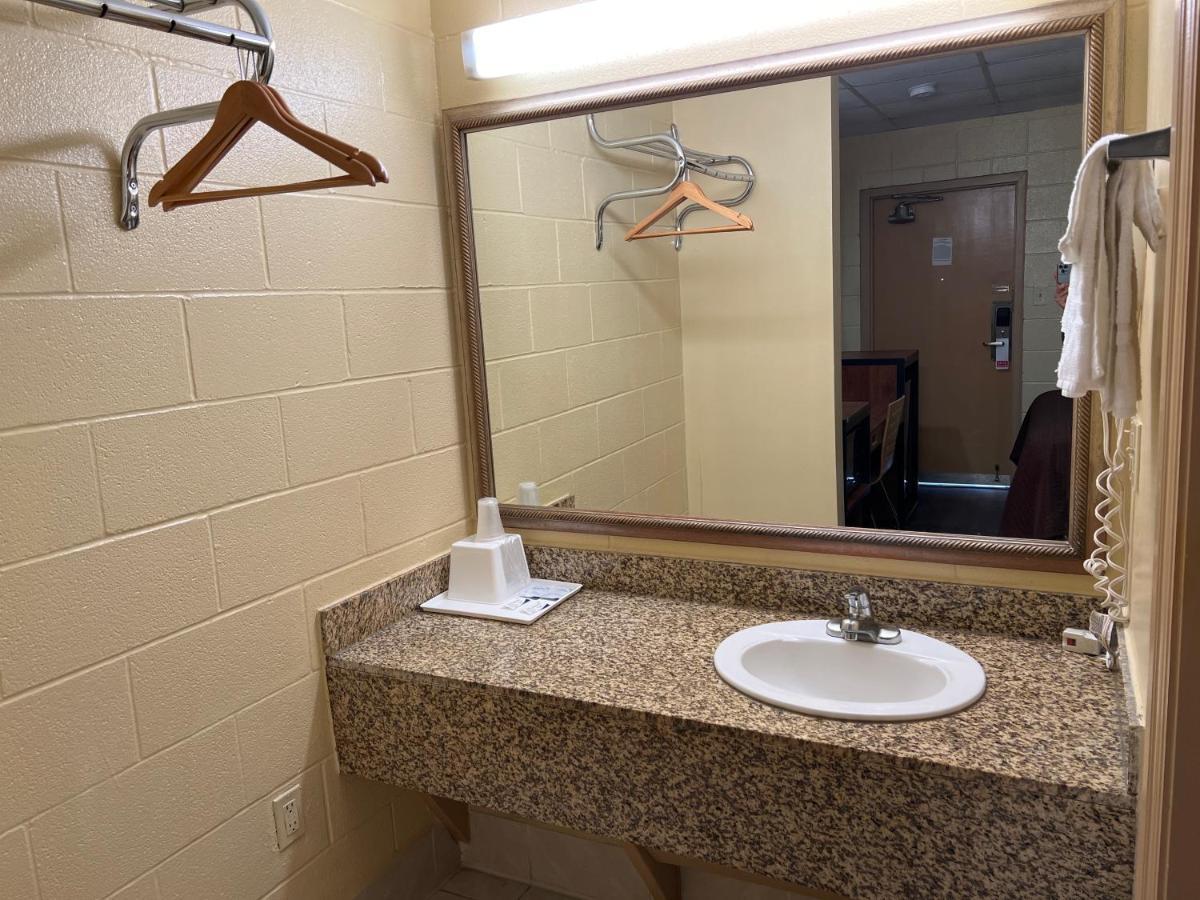 Executive Inn & Suites Lackland Afb San Antonio Dış mekan fotoğraf