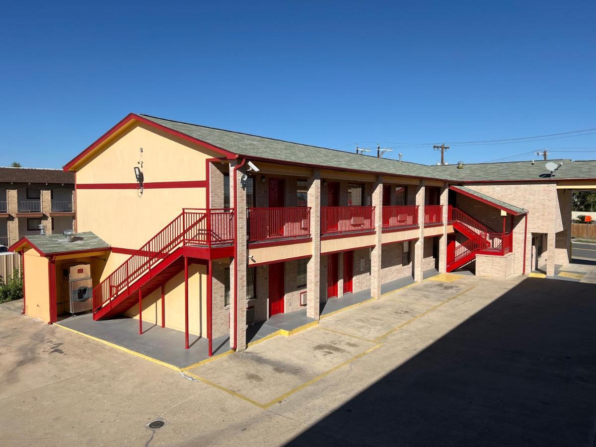 Executive Inn & Suites Lackland Afb San Antonio Dış mekan fotoğraf
